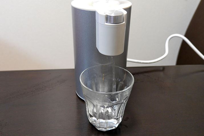 _CEɉ񂩉񂷂ƁA{̃N[jÔ߂ɏ퉷̐10bԏoĂ܂