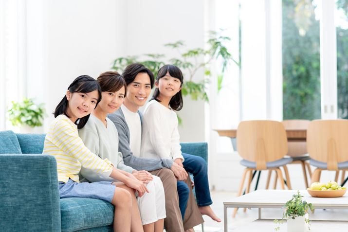 ̎哱A邢͖ԊƒPƂŎqĐтDT[rXLĂĂ