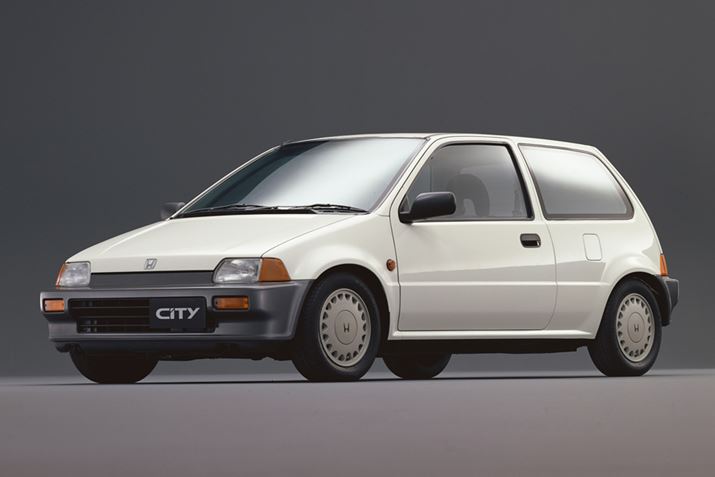 1986Nɏ߂ătf`FWꂽz_uVeBvi2ځj