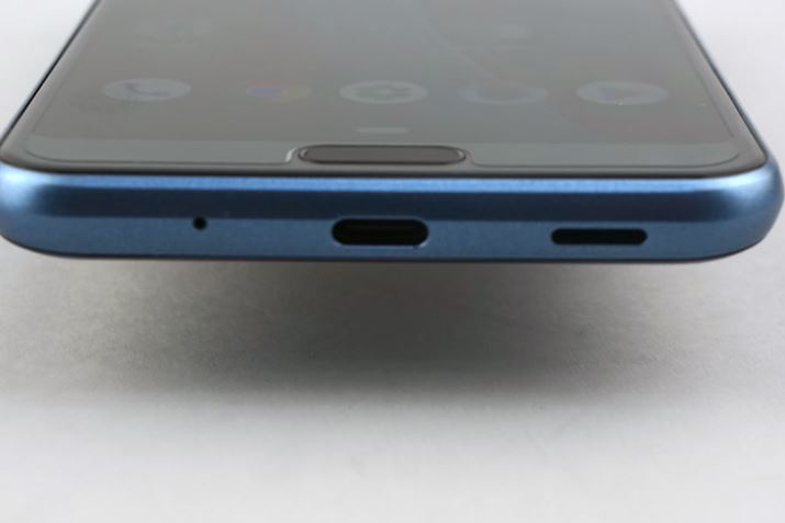 Xs[J[́A{fB㕔ƉʂɂЂƂB2̃Xs[J[ŃXeIĐ