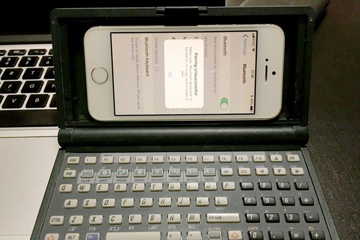 HP200LX̉tiPhone ZbgBŁAiPhone͂̕łł