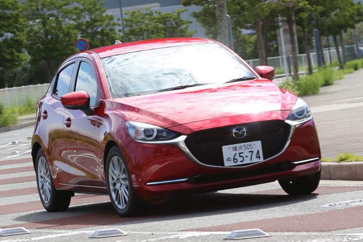 }c_ V^uMAZDA2v̑sC[W