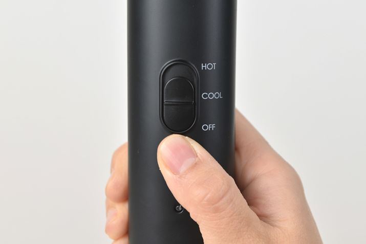 암̓I[\hbNXȃXChXCb`ŁAOFF/COOL/HOT̏ɉ^][h؂ւ