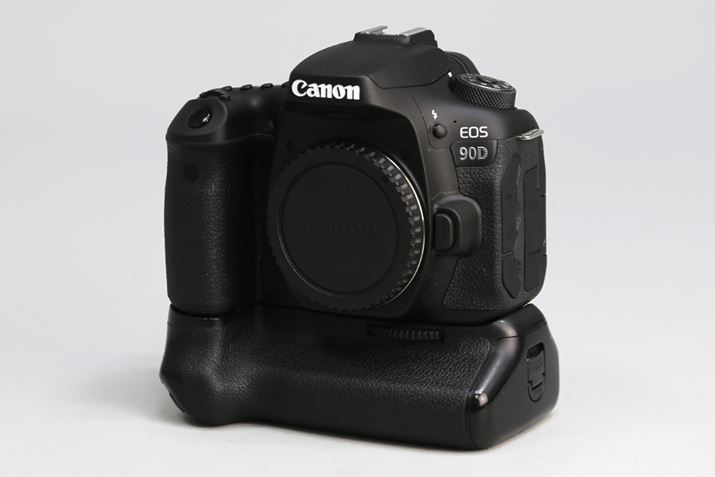 uEOS 90DvɃobe[ObvuBG-E14v𑕒