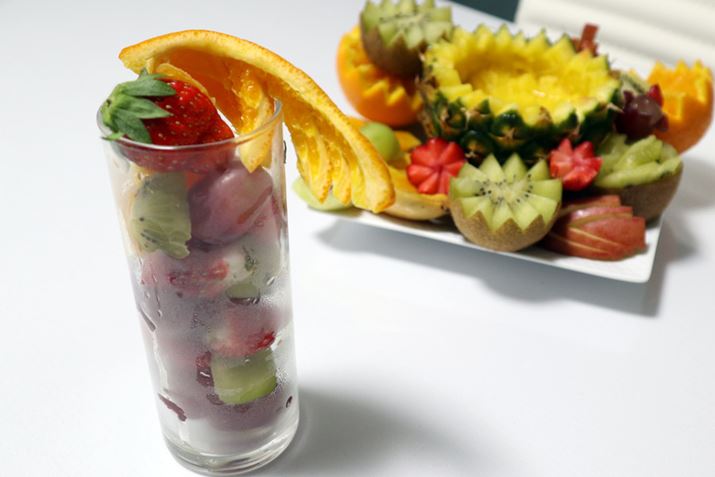 OXɂ́AC`SƃLECAԂǂȂǂ݂ɓĂAԏɃIW̔悹Ă݂܂