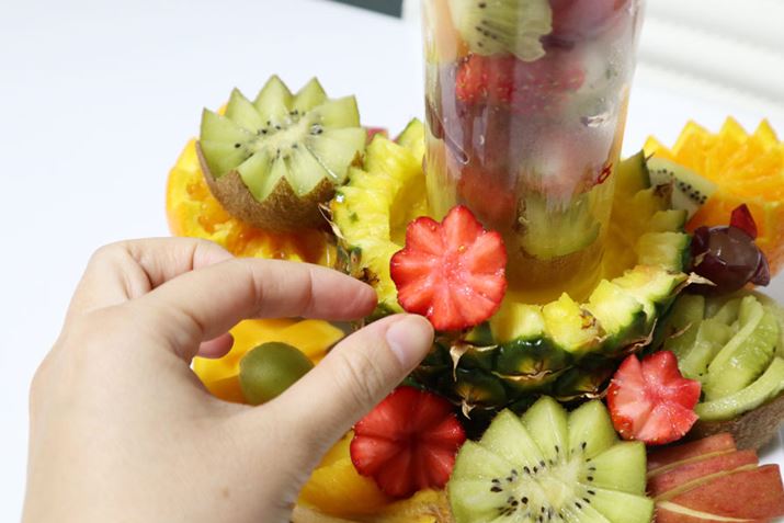 ŌɁAOXỹpCibv̏ɏ悹AԂC`SƂԂǂŖ߂Ă܂