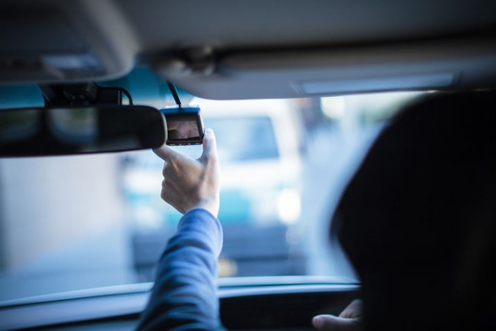 uVvu^]vuLbVXv3̃j[XƊ̊֌WɂĂ{ɕ܂