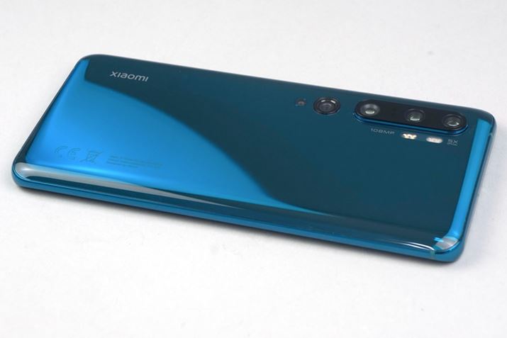 5��J������������w�ʁB�����͈����Ȃ����A�`���J�����A���S�̈ʒu�ȂǁA�f�U�C���I�ɂ͂������ĕ���