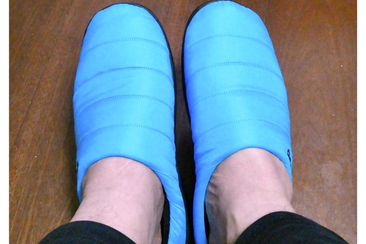 킩₷Y{̂グĎBeĂ܂A{͂ƍb̂܂ŉB܂