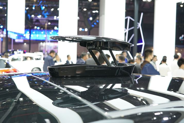 VIyuG3v̓VɐݒuĂA|bvAbv360°J