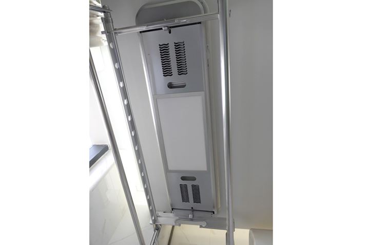 �������@�ɂ͎E�ۓ���q�[�^�[����������Ă���