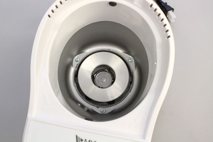 {̒ʂɂ́ApJ̒݃q[^[𓋍ځB΂₭ψɍޗMĒ܂