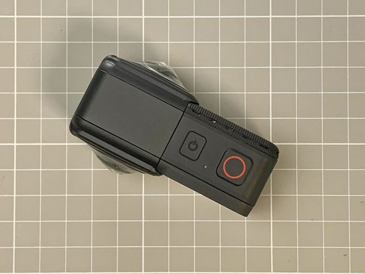 {̏㕔iRAW[j͓d{^Ƙ^̊Jn/~{^݂̂̃VvȐ݌vł