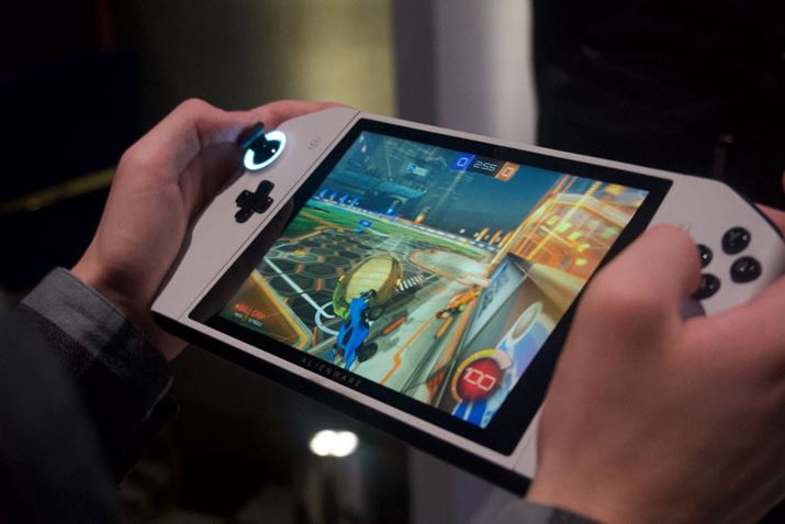 gwbhh̍EɃRg[[𑕒lqBڂ͑傫߂Nintendo Switcĥ悤ł