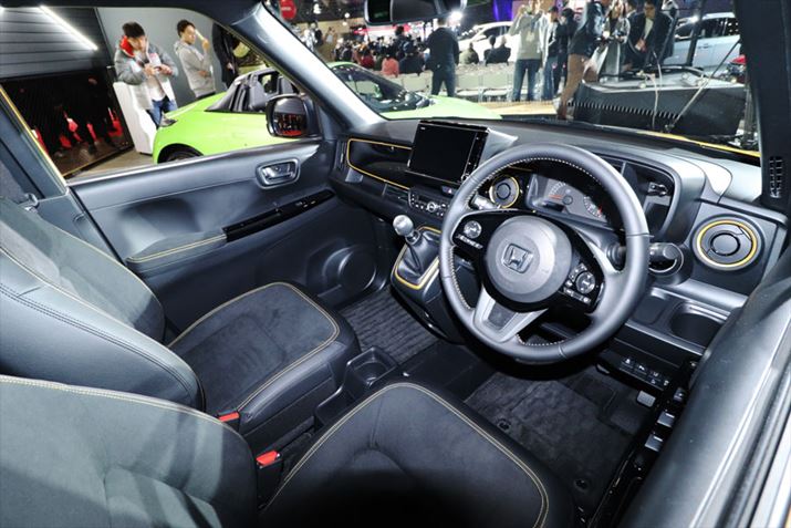 z_uN-ONE JtF[T[RZvgṽCeA