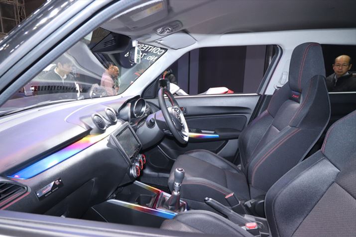 XYLuXCtgX|[c J^iGfBVṽCeÁA`^J[̉plI