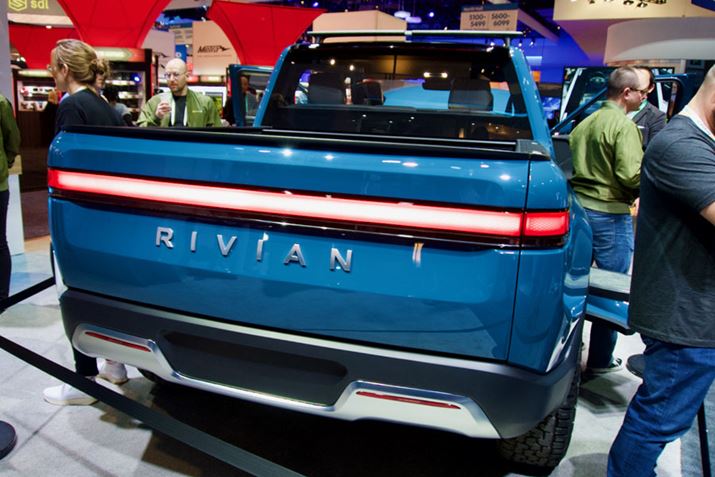 eXuCybertruckvƔrƁAtH[hȂǂ̓`IȃsbNAbvgbNɋ߂fUCł