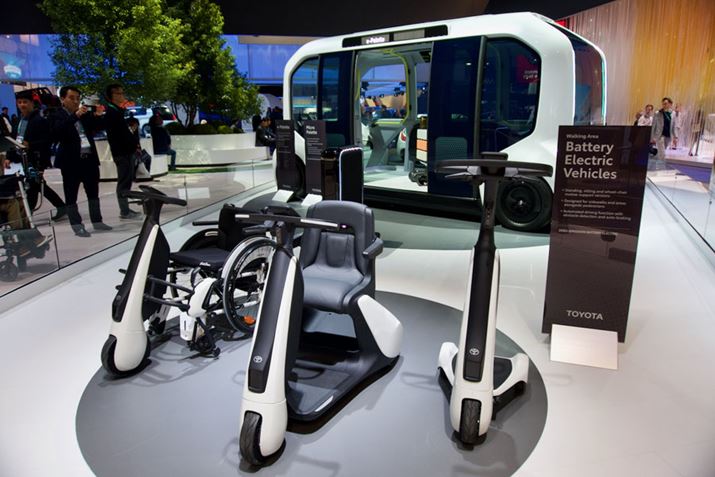 iʉāAقȂԎɂΉƂg^炵fUC