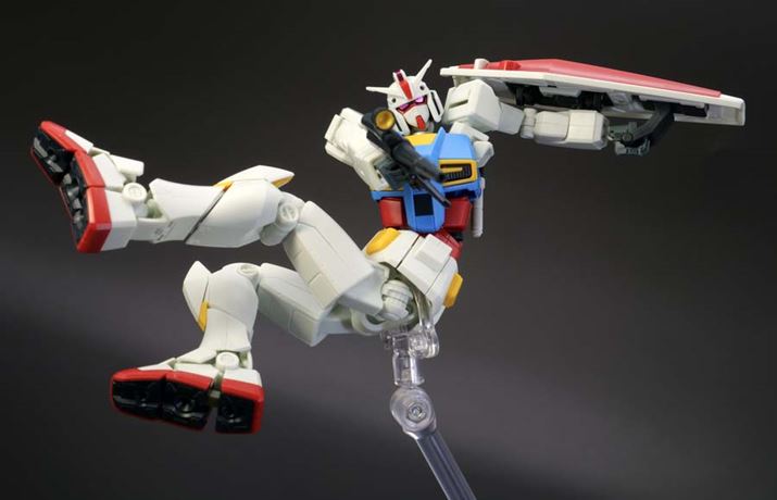 ANoeBbNɍUI |[YtyA낢ȎpœW邱Ƃł܂