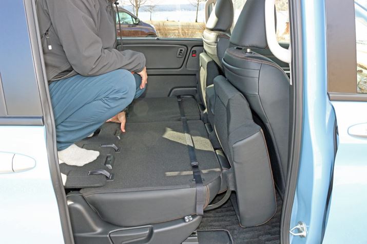 M҂^]₷ƂɃZbgꂽ^]Ȃɍʂ𗧂ĂƁÂ炢̈ʒuɂȂ