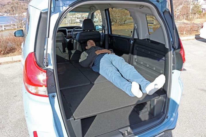 ɂȂĂ݂ƁÂƂBԑ̌ɑ悤ɂāA܂Q]ׂ