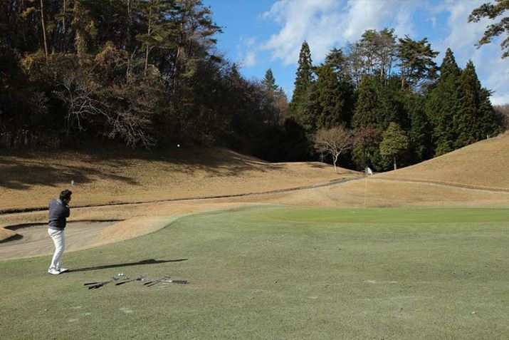 EFbW̐^̐\́Aςł̏ォO[ɌđłĂ̊ł̂ƎvĂ܂