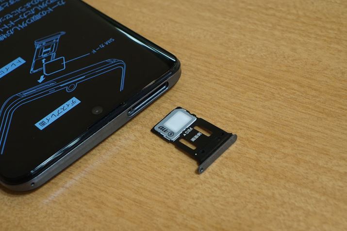 LAfȂ̂SIMJ[hXbg1BmicroSDXC[J[hXbg͔񓋍ڂ