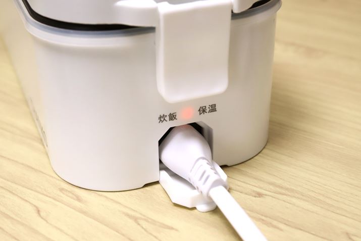 XCb`ƁAђ̐ԃv_BȊOɕ\͂ȂVvȍ\ł