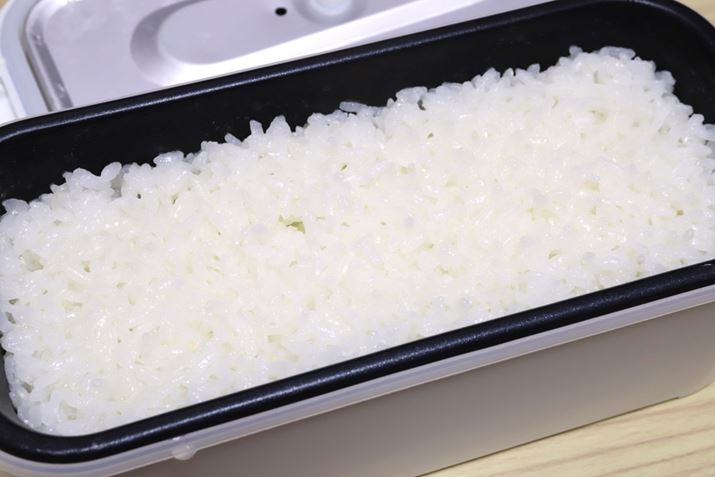 ٓɃMbVƃzJzĴсB܂ٓ̕ŐĂ̂̂Ƃ͒Nv܂