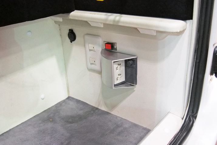 1,500W̓doRZg𑕔B①ɂdqWݒu邱Ƃ\