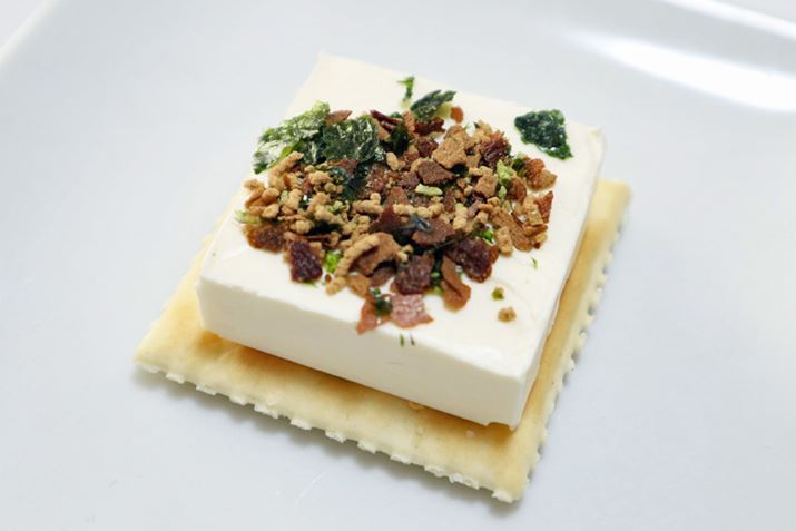 ق̂ɍgt̂悤ȂɂccI ڂ͂Ђł