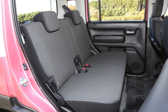 XYL V^unX[ṽAV[ǵAlĂg߂قǂɍL