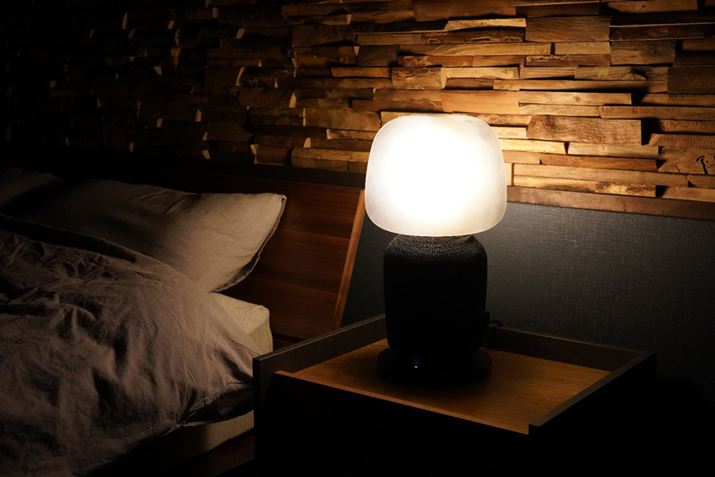 �e�[�u�������v�^�͒�Ԃ̃x�b�h�T�C�h�ɐݒu