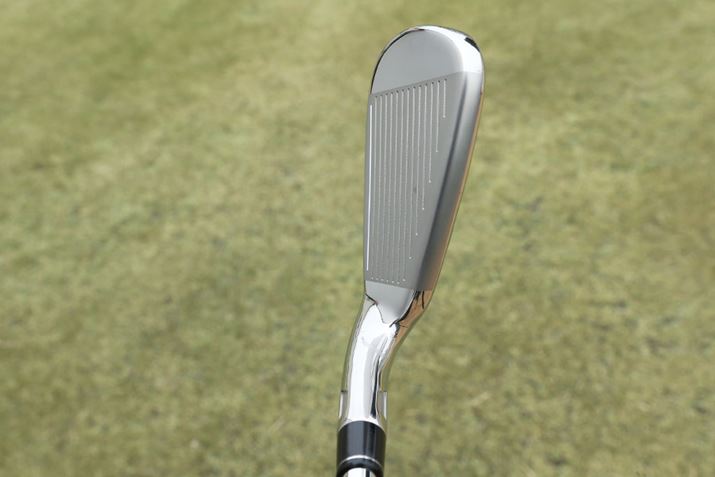 wbh`{Iɂ͓łAuI[o[TCYvƂĂȂ傫ȂĂ܂