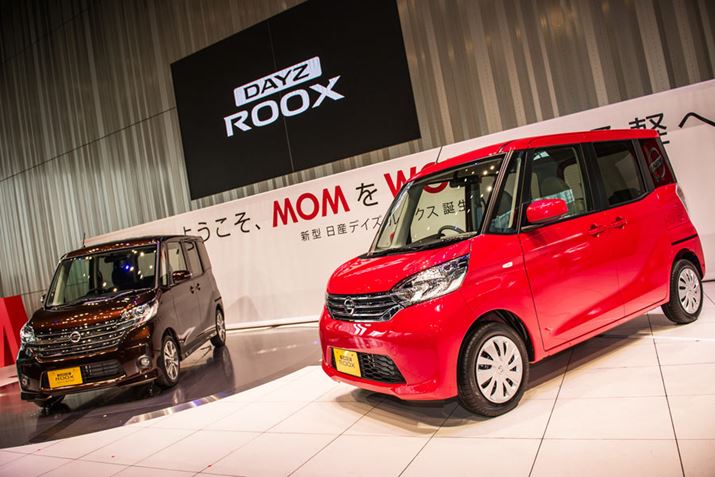 ̎OHueKXy[XvƓ́A2014N213ɔ\ꂽ̓YufCY[NXv