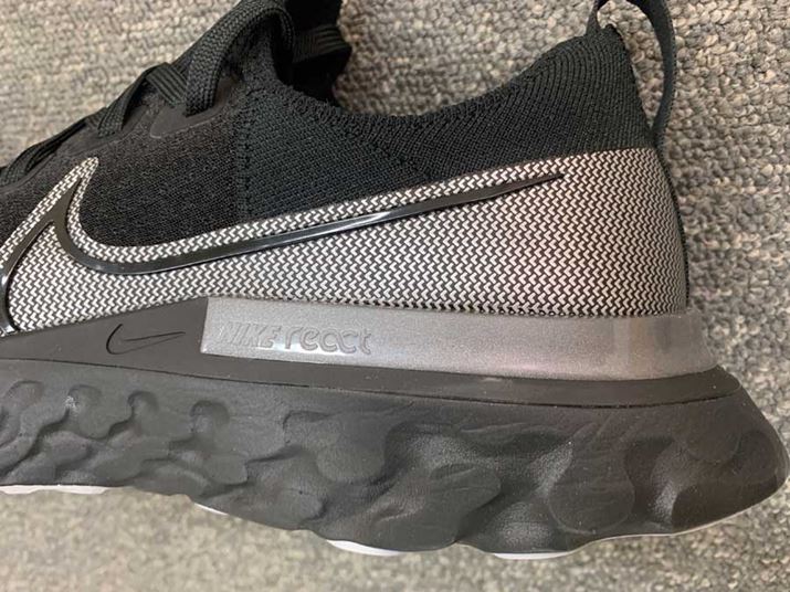 ~bh\[́AϋvƔ͂̍fށuiCL ANgvOf24