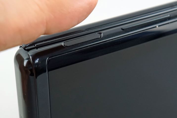 wZT[ƈ̂̓d{^Eʂɓڂ