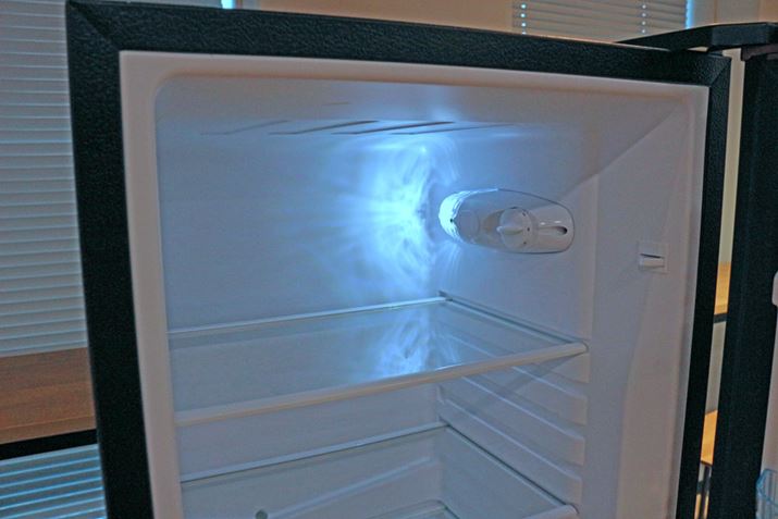 ①̃KXÍAς悤ɂȂĂ܂BɓƂ炷LEDCg