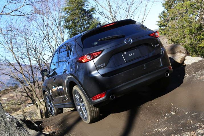 uCX-5v̍Œn㍂ 210mmƁANXSUV̒łgbvNXւ