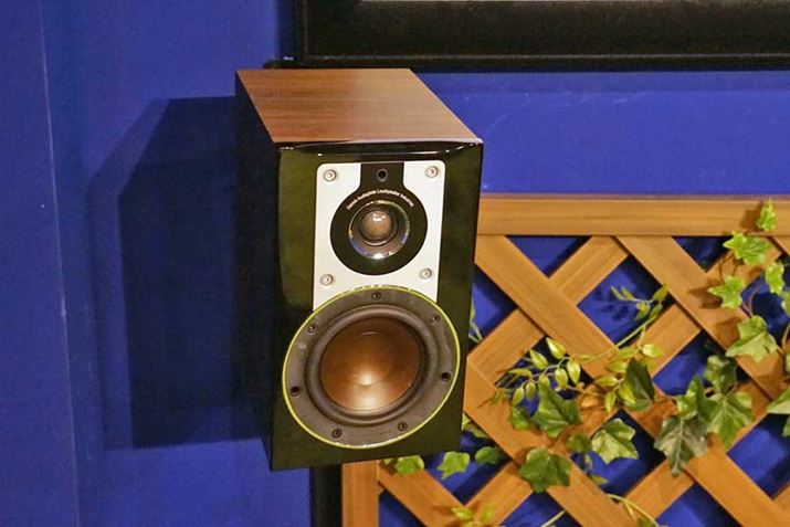 ٓ̃Xs[J[ׂ͂DALIuOPTICON 1vœꂳĂ