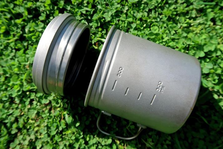 t^ŁAE{́Bt^̃TChɂ͂点̍aAXN[̍\ł邱Ƃ킩