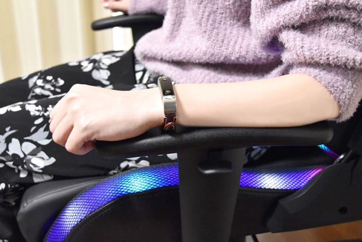 A[XǵA~Ȃ̂ő̌^ɍ킹Ē߂ł܂