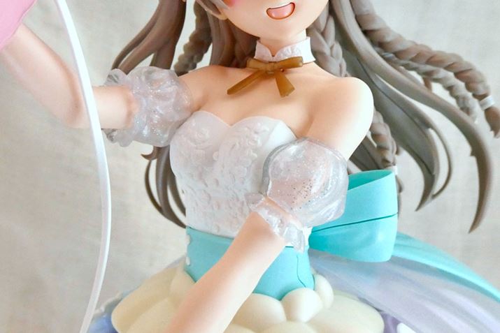 rU΂߂ꂽNAp[cBgbvX̎hJ̑`΂炵ł