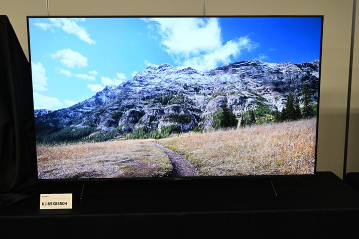 {tpl𓋍ڂBRAVIÃX^_[hfƂȂuX8550HvV[YƁuX8500HvV[Y