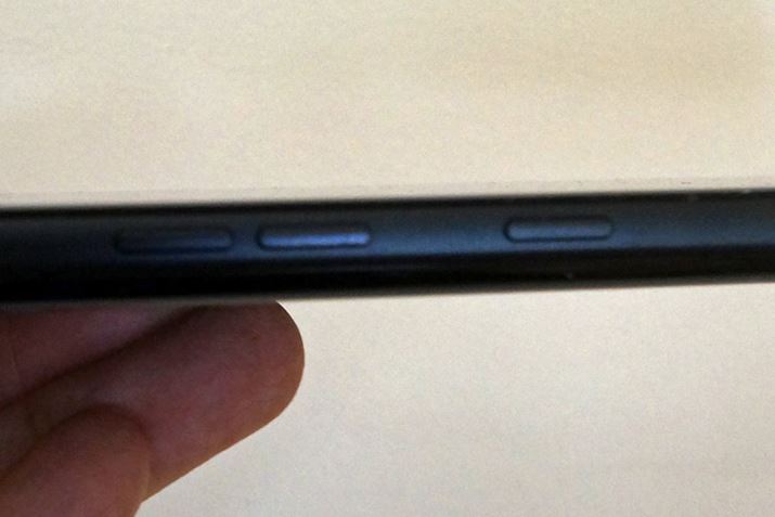 �{�f�B�E���ʂɂ͓d���{�^����z�u