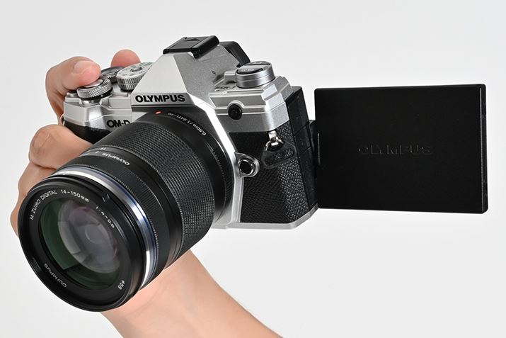 IpX͒ʋ@ŃoAO̗pB摜OM-DV[Y̒@uOM-D E-M5 Mark IIIv