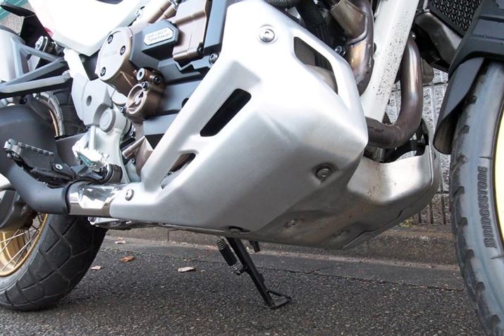 GW̉ɂ͑^̃A_[K[h𑕔BIt[hsł̈S߂Ă