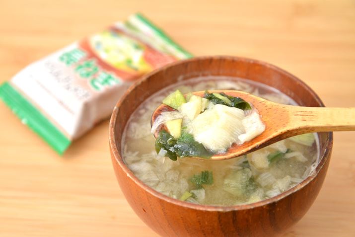 ܂ꂽ˂ՂBƂǂAԂJbĝ˂܂B킩߂ANZg