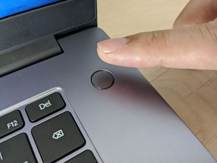 d{^͎wF؃L[˂ĂAdIƓɃTCC\BFؑx͂Ȃ荂