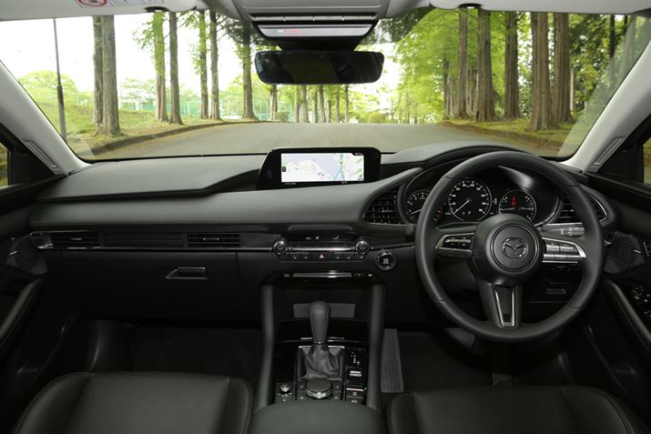 }c_uMAZDA3ṽCpl͍A{^ЂƂɂ܂Ŏ̍ǋĂ邱Ƃ킩